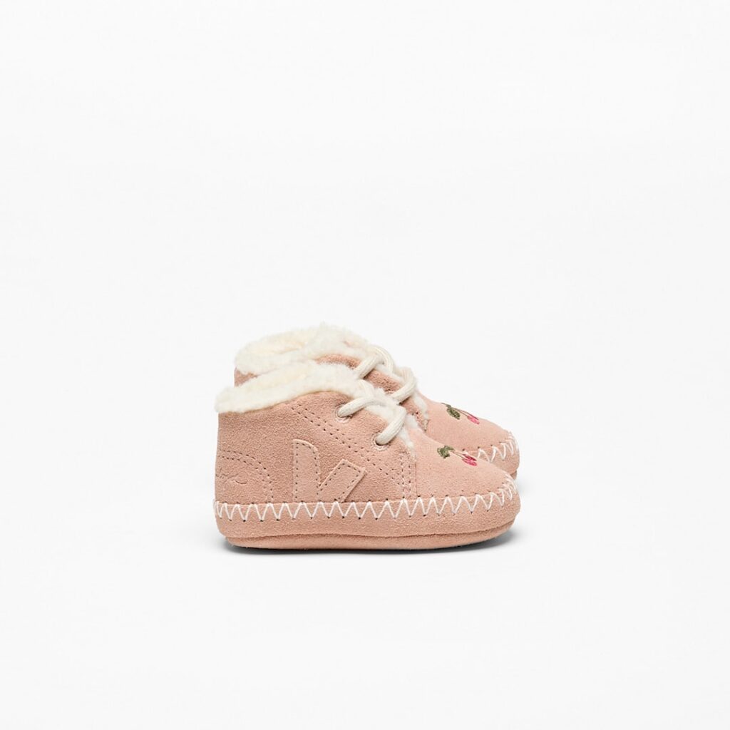 Baby Suede Veja x Konges Sløjd Blush