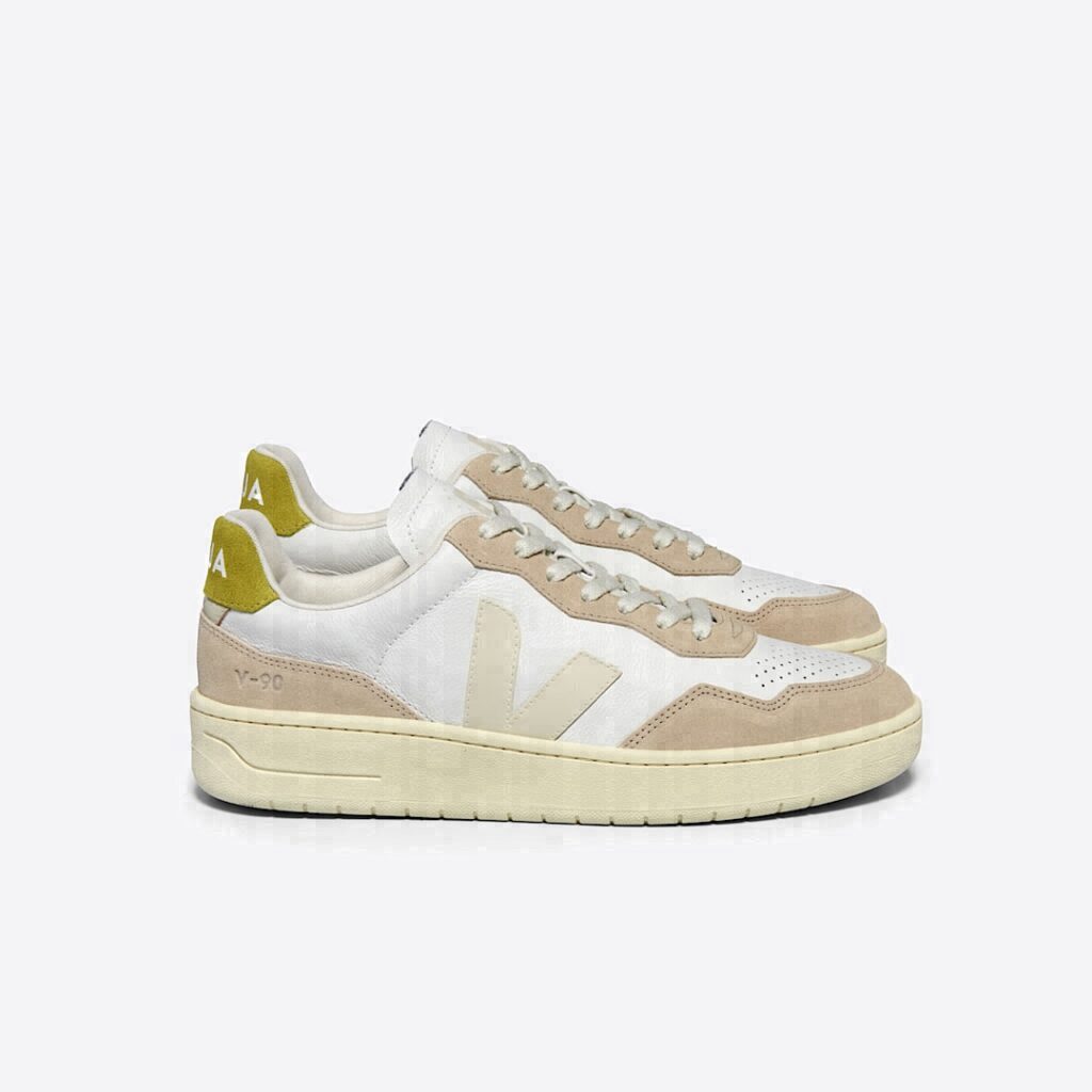 V-90 Leather White Pierre Liquor