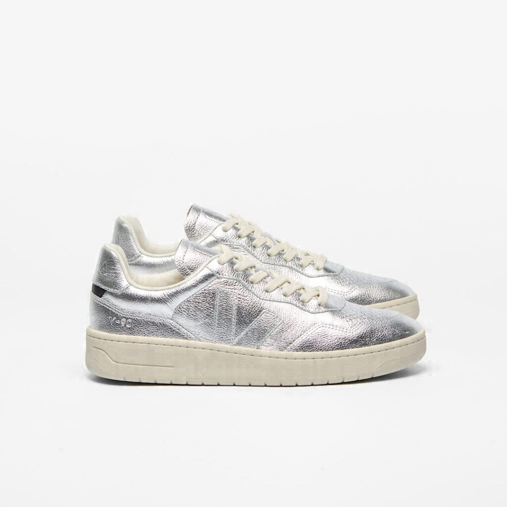 V-90 Leather Silver