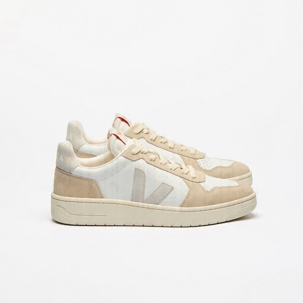 V-82 Leather White Natural Almond