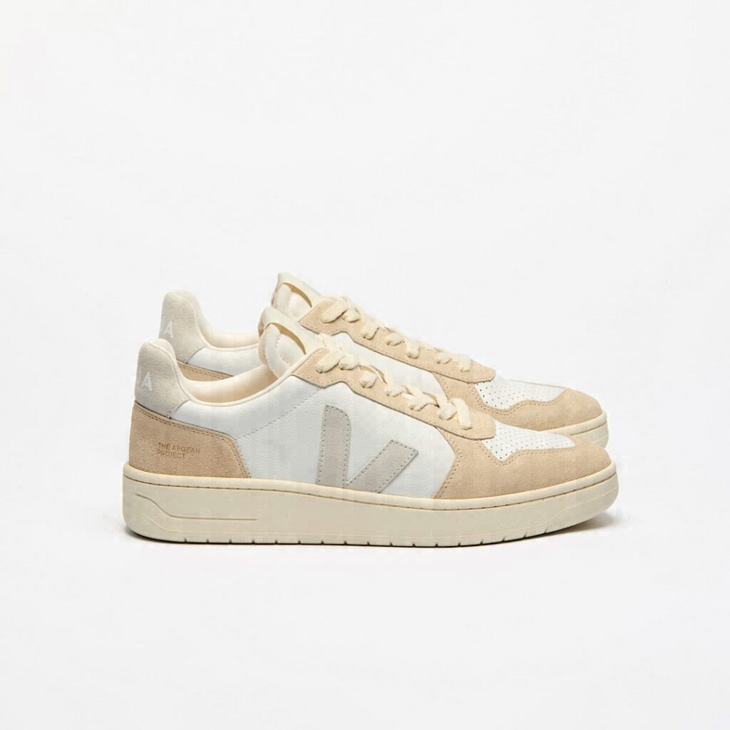 V-82 Grained Leather White Natural Almond