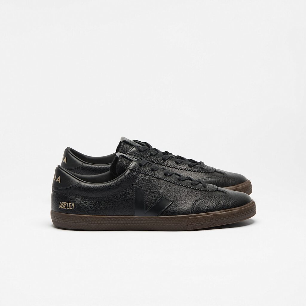 Volley Signature Grained Oiled Leather Black Eagle
